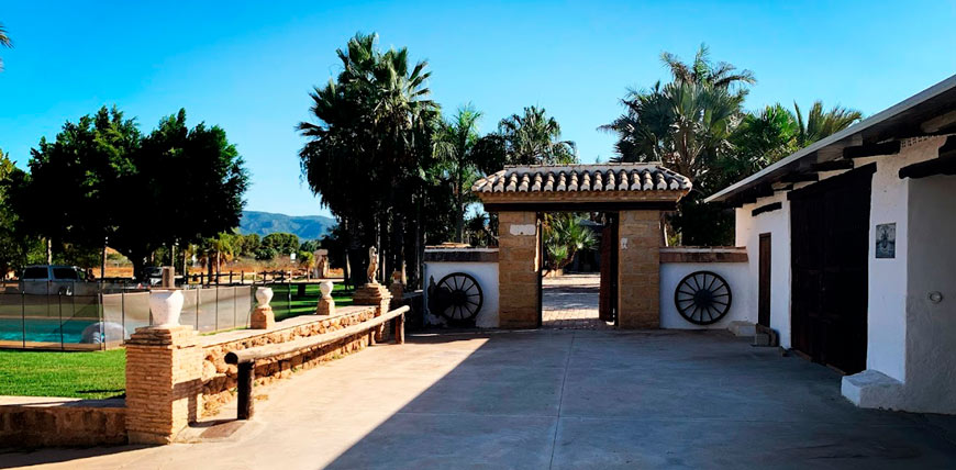 Paisaje granja escuela el pato / españa